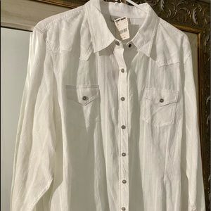 Brand new Ariat western slim fit button up womenswear long sleeve shirt